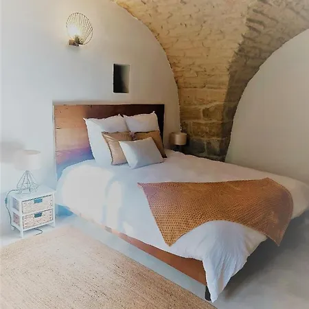 La Cachette Bed & Breakfast Aigues-Vives  Exterior photo