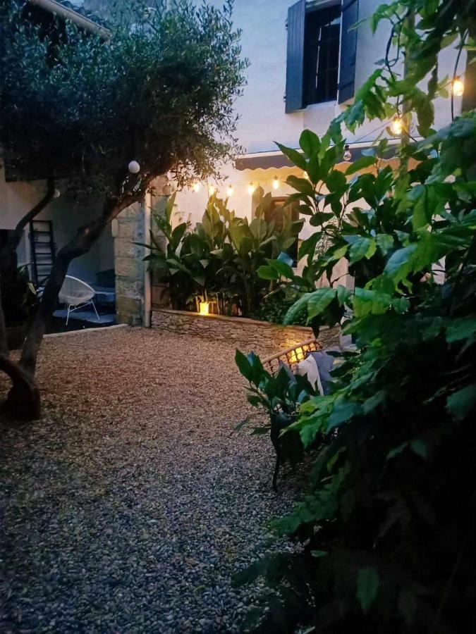 La Cachette Bed & Breakfast Aigues-Vives (Gard)